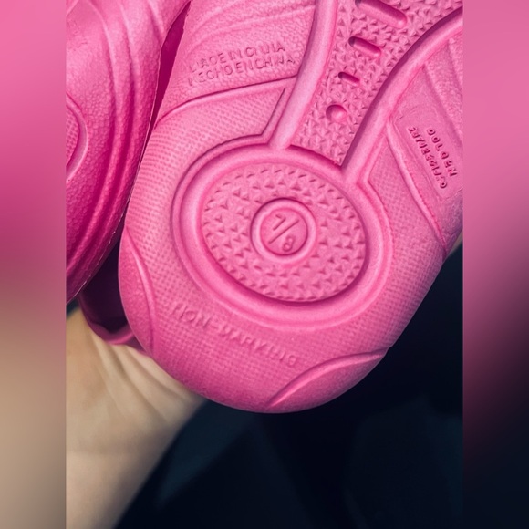 PAW PATROL Slip On Rubber Shoes Clog size M (7/8) Girls - Picture 3 of 5